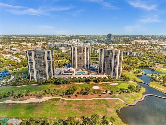 Primary Photo - 20379 W Country Club Dr