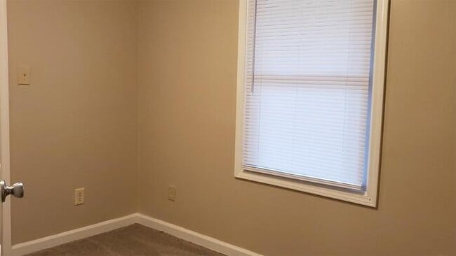 Building Photo - Cozy 2 Bedroom 1 Bath Home in Mooresville!