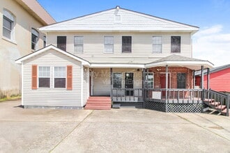 Building Photo - 3015 FM 517 Rd E