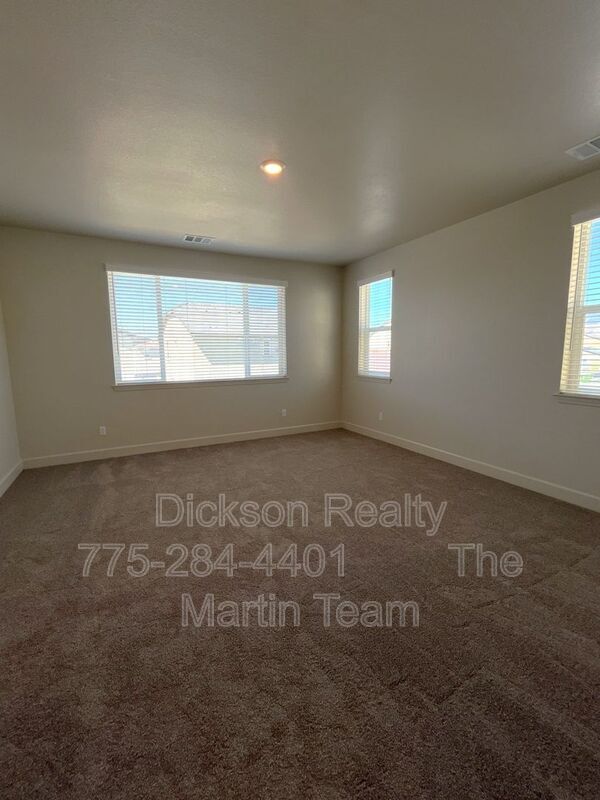 Building Photo - 1982 Maradona Dr