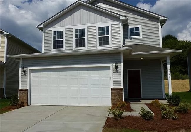 Primary Photo - 4BR/3BA Home with Bedroom and Full Bath Downstairs Now Available In South Charlotte!