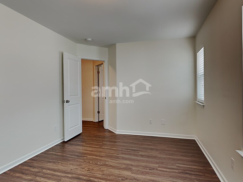 Building Photo - 3110 Ironwood Flat Dr