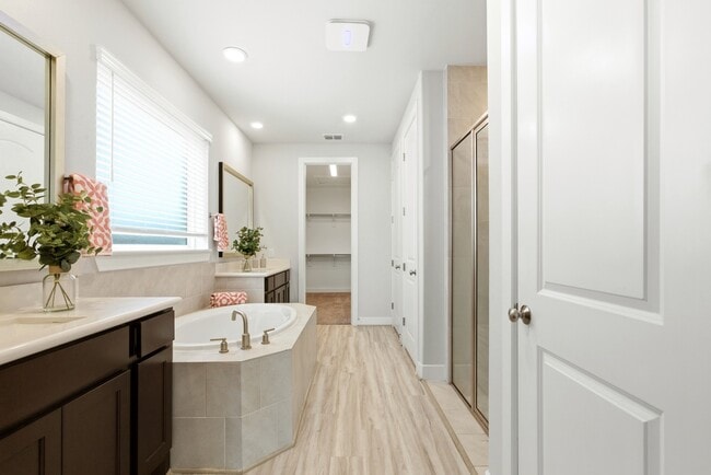 Building Photo - 4610 Elan Bend Ct