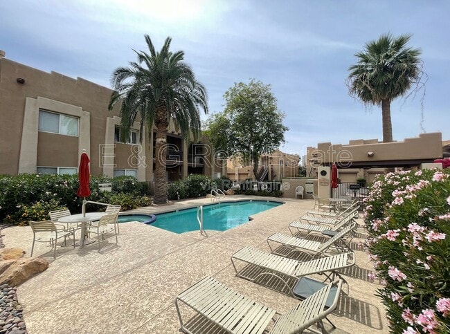 Building Photo - 7021 E Earll Dr