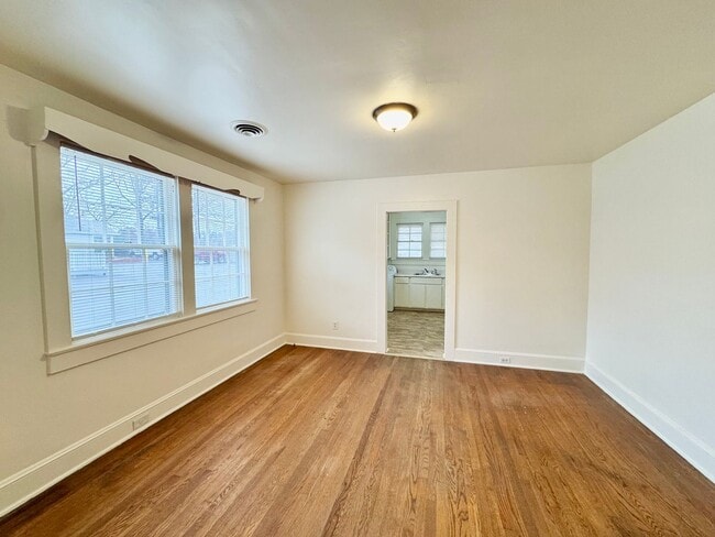 Building Photo - South Hill Beautiful Rancher for Rent