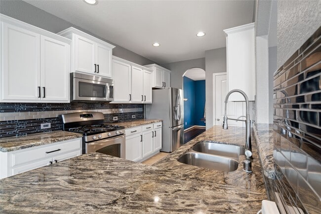 Building Photo - 8923 Jordi Dr