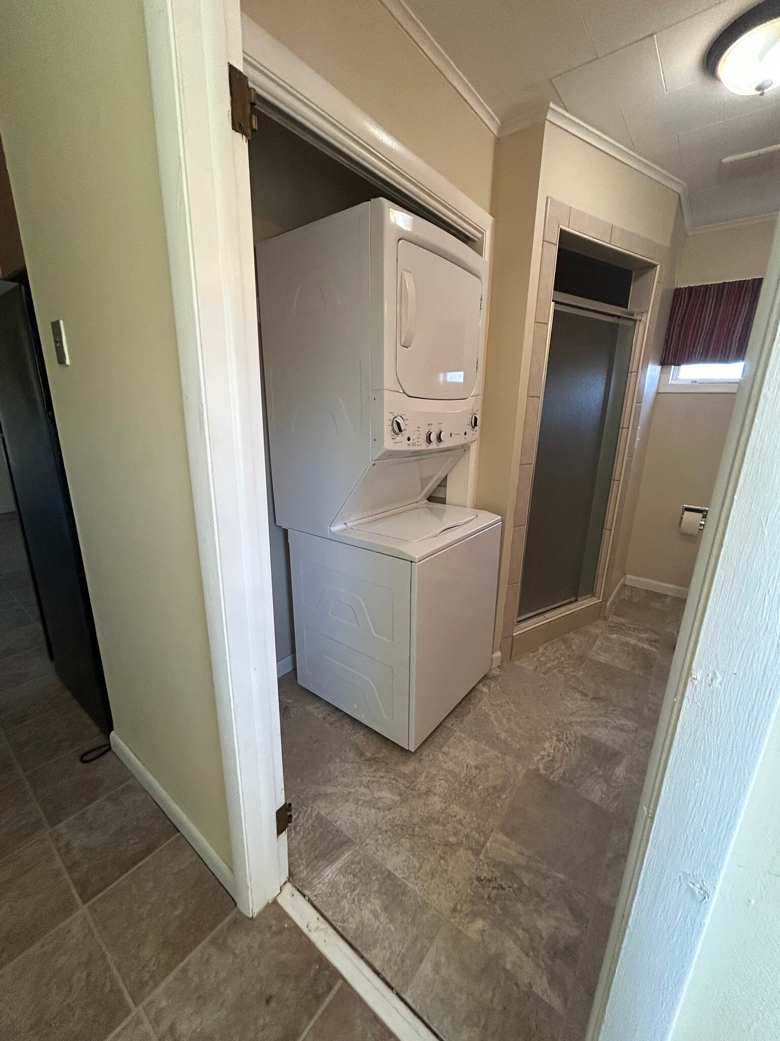 Building Photo - 427 S Hamilton St