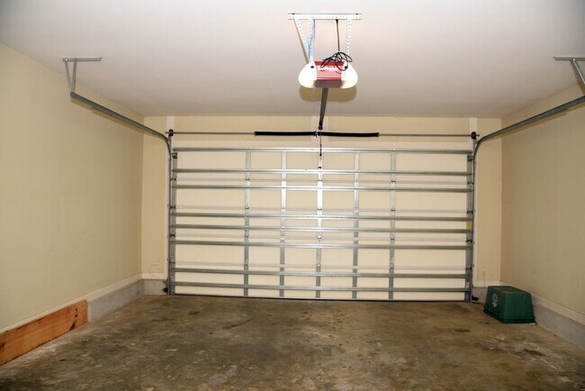 Building Photo - Modern Home in Bluewater Bay!