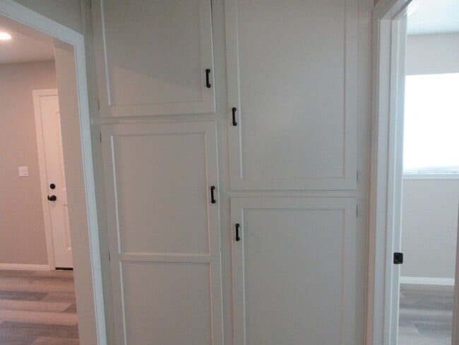 Building Photo - Newly Renovated 3bd 1 ba