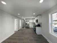 Building Photo - 34 Harold St