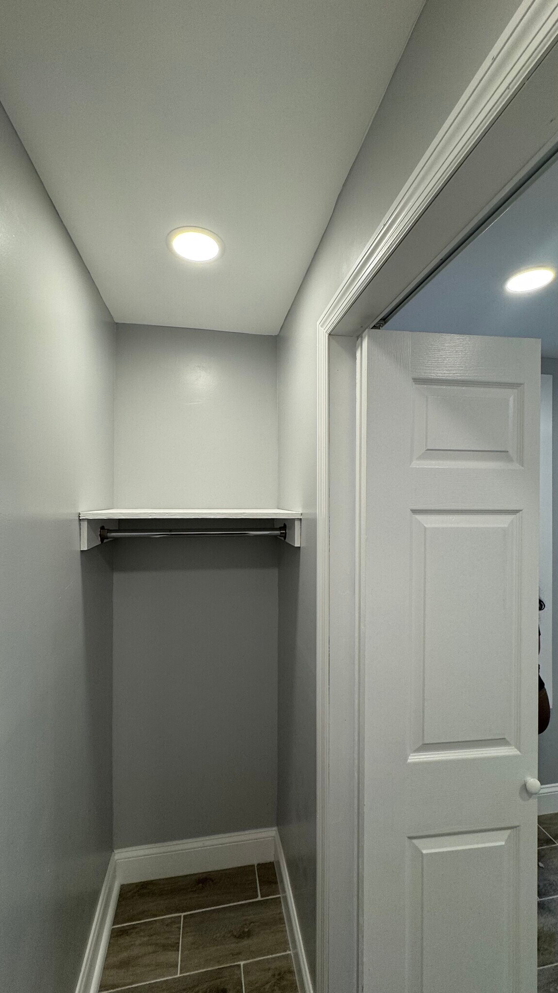 Building Photo - 137 E High St