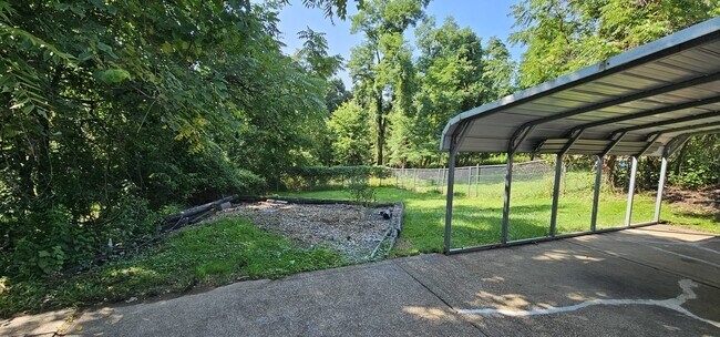 Building Photo - 7988 Aber Rd