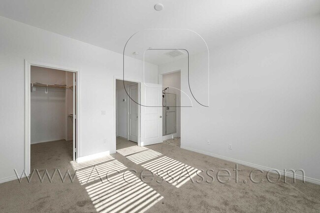 Building Photo - Dreamy 2-Story, 3 Bed/2.5 Baths Townhome In New Community!