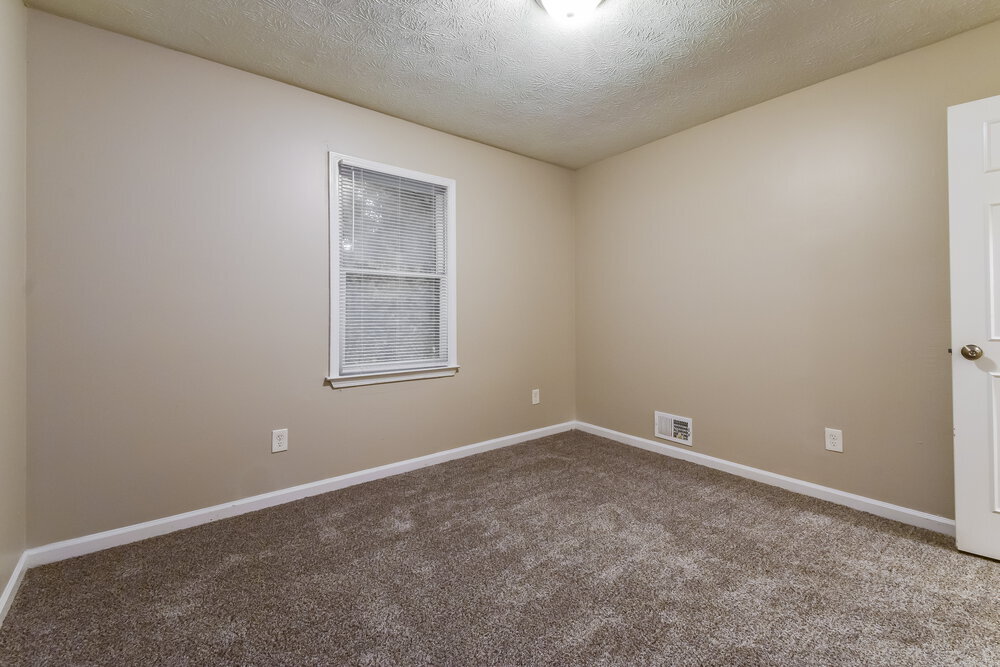Building Photo - 988 Park Gate Pl