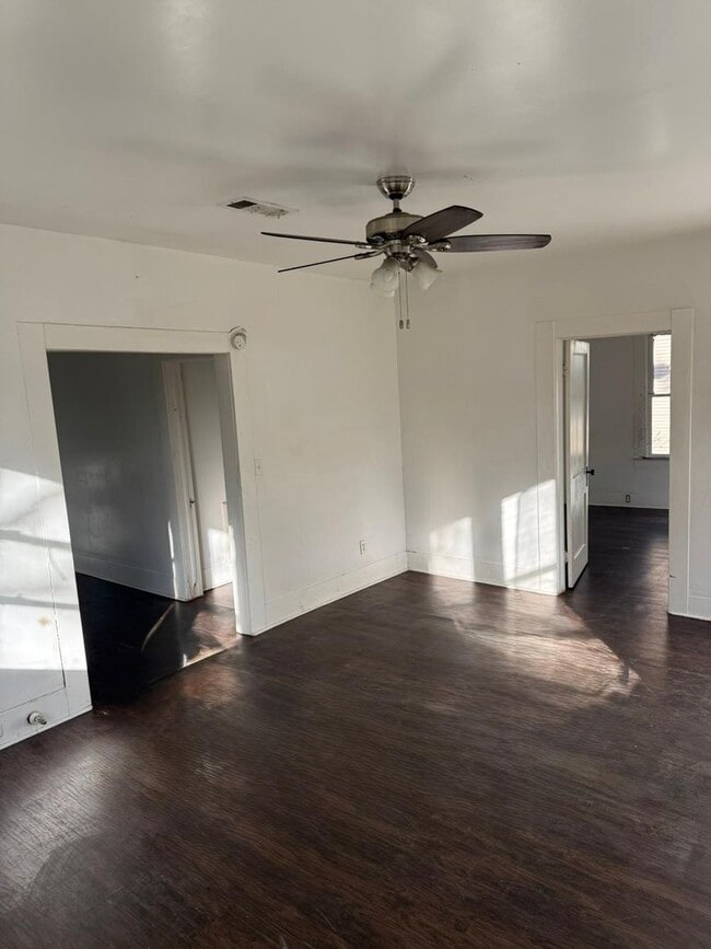 Building Photo - 2550 Pierce St