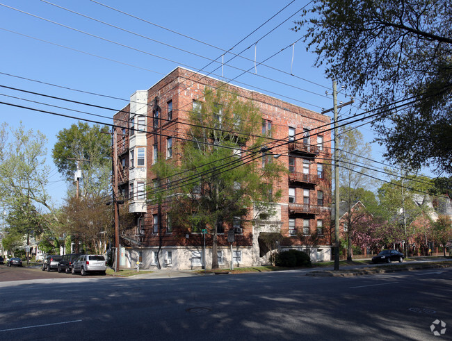 Primary Photo - Confederate Apartments