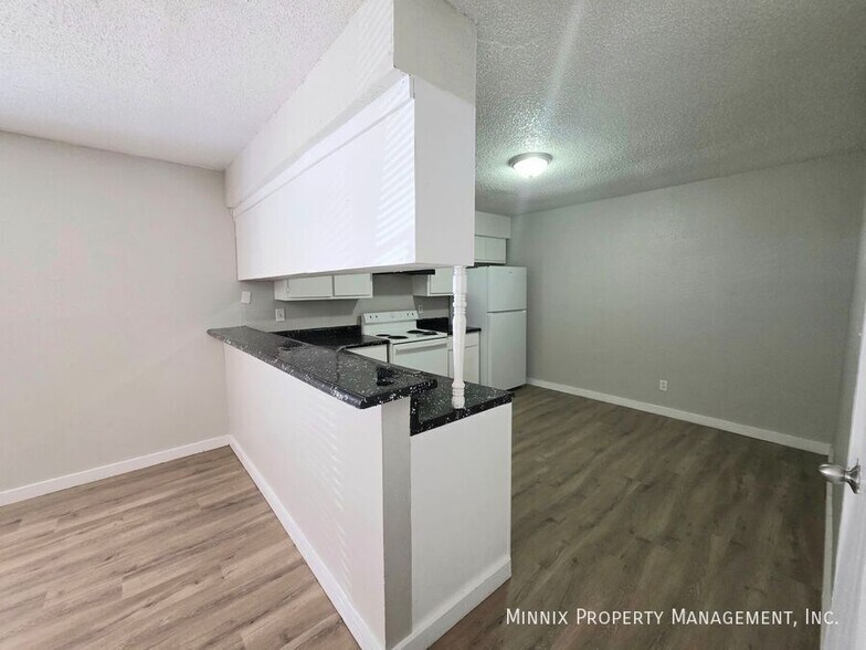 Building Photo - 3007 W Louisiana Ave