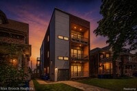 Building Photo - 4530 Commonwealth St