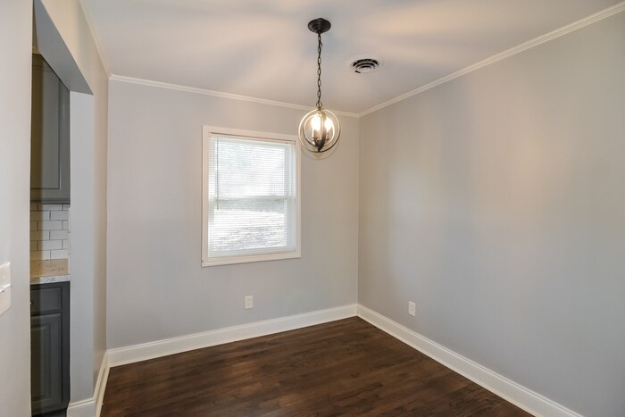 Building Photo - 1151 Lombard Dr