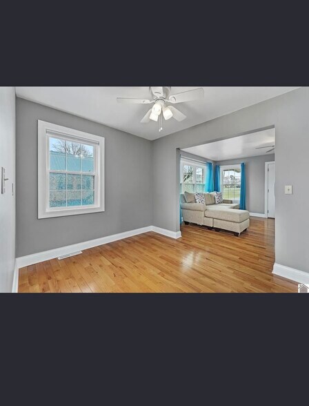 Building Photo - 306 W Fairview Ave