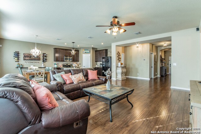 Building Photo - 10610 Cosmos Canyon