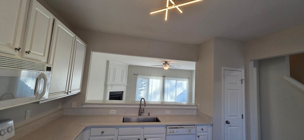 Building Photo - 8519 Mount Valley Ln