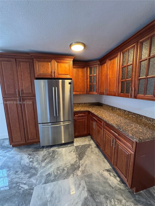 Building Photo - 2004 SW 57th Ave