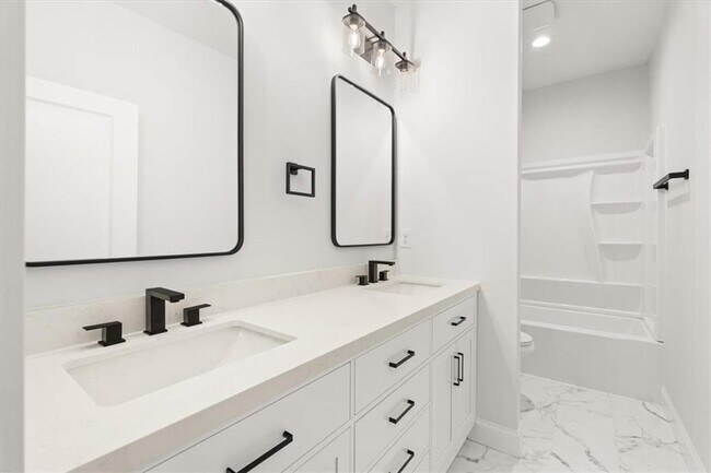 Building Photo - 2895 Jones Mill Rd