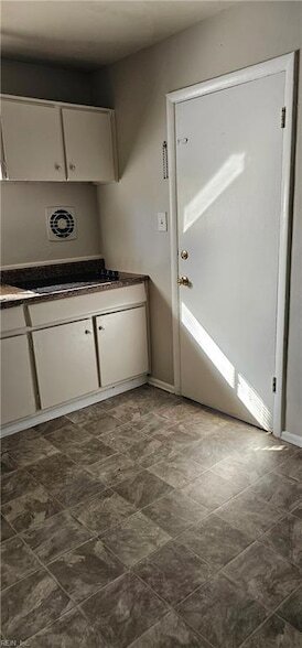 Building Photo - 4729 Sullivan Blvd