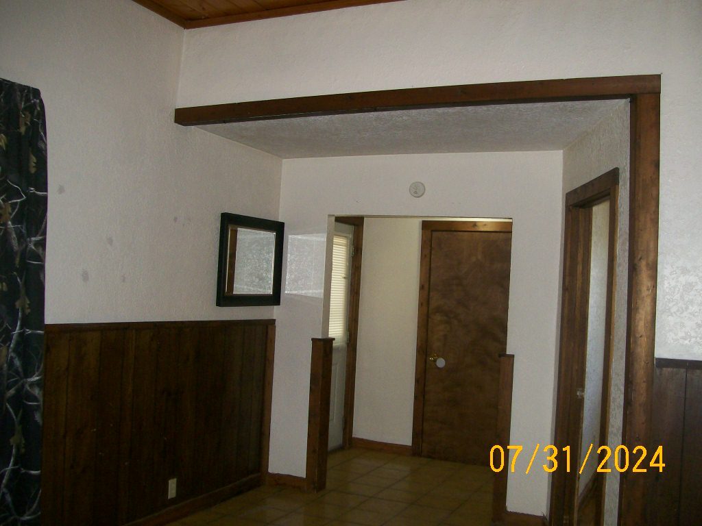 Building Photo - 528 N M St