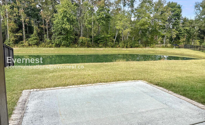 Building Photo - 115 Kretzer Ct