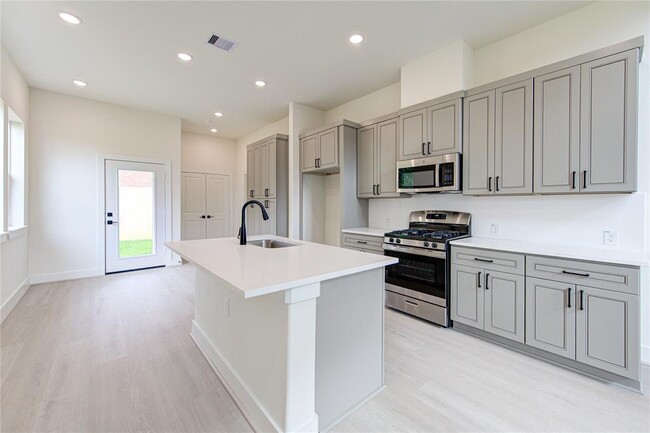 Building Photo - 4336 Avron Drive