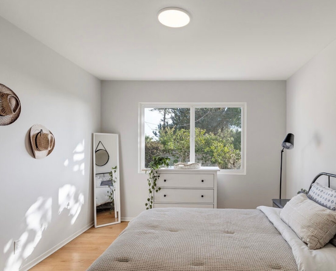 Building Photo - 28068 Santona Dr