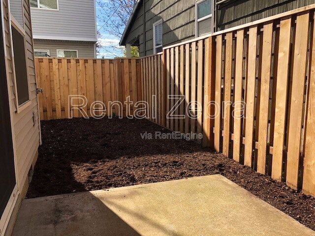 Building Photo - 6702 SE 80th Ave