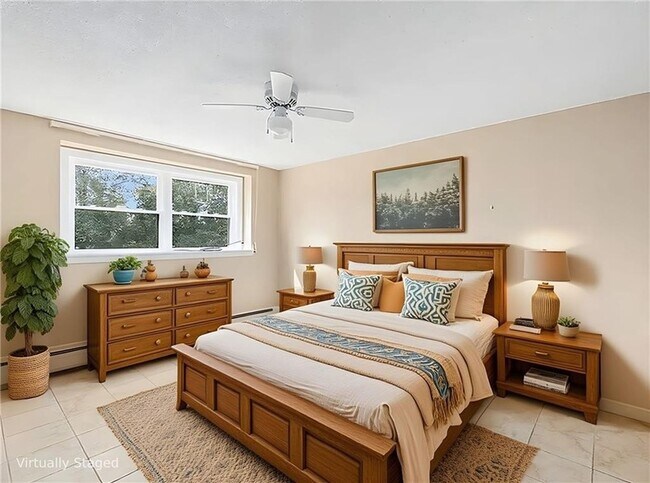 Building Photo - 510 Child St