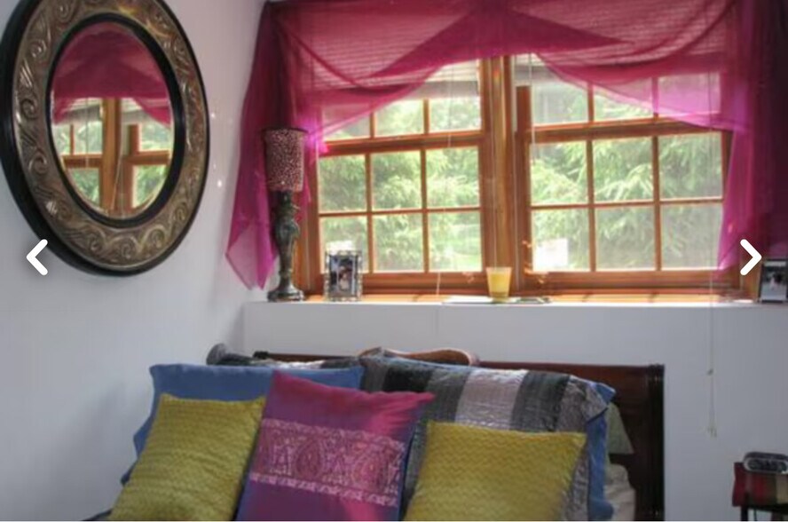 Building Photo - 26B Rochester St