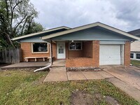 Building Photo - "Charming 3-Bedroom Home in Wichita – 1118...