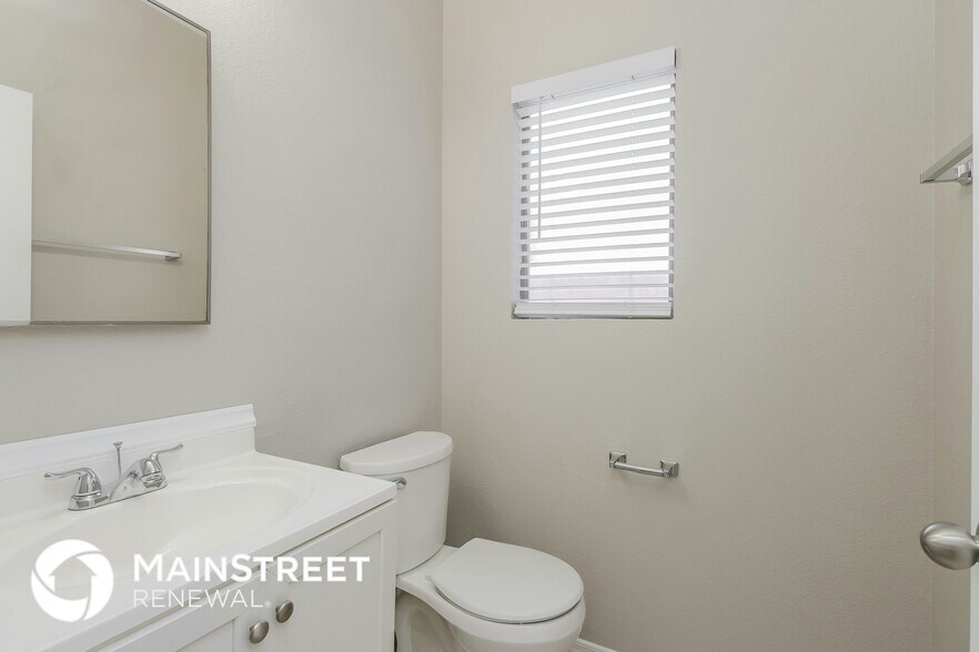 Building Photo - 16002 W Madison St