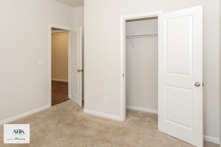 Building Photo - 12847 Tallulah Dr