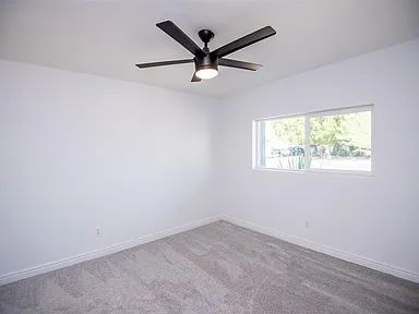 Building Photo - "Updated 3-Bedroom, 2-Bath SOLAR Home in Yuma"