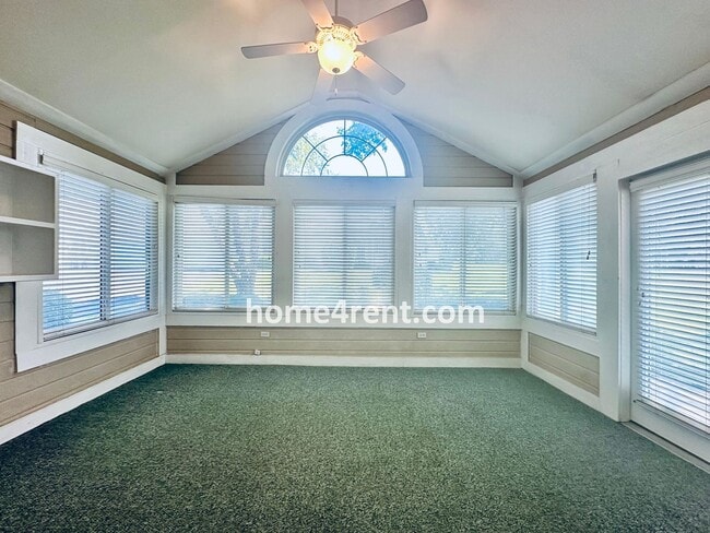 Building Photo - Maintenance FREE, Ranch Style Townhome w/ ...