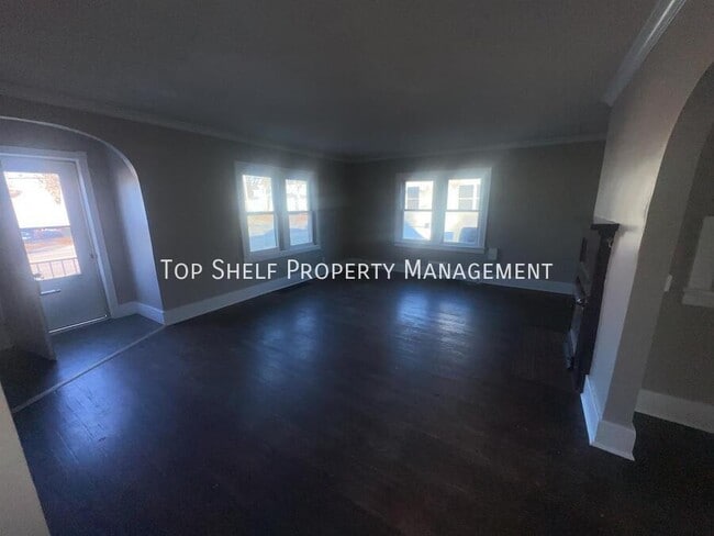 Building Photo - 3307 2nd Ave