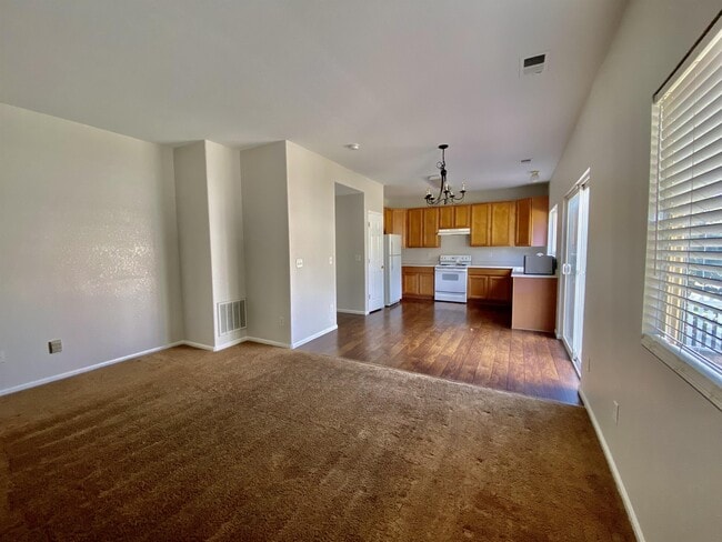 Building Photo - 13950 Adams St