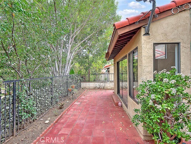 Building Photo - 1548 Vallecito Dr