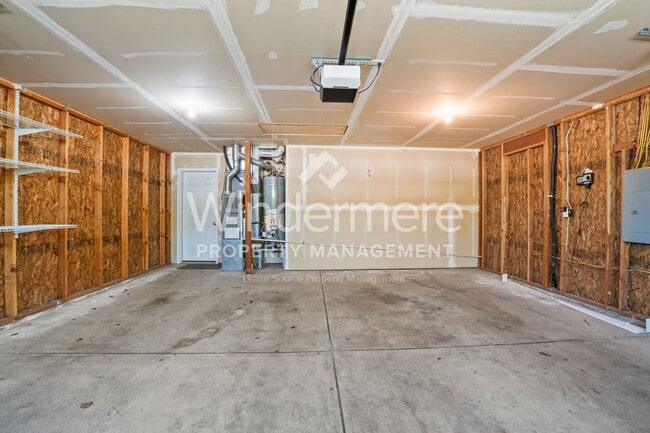 Building Photo - *Coming Soon* 3 Bedroom 2 Bath Home In North Spokane