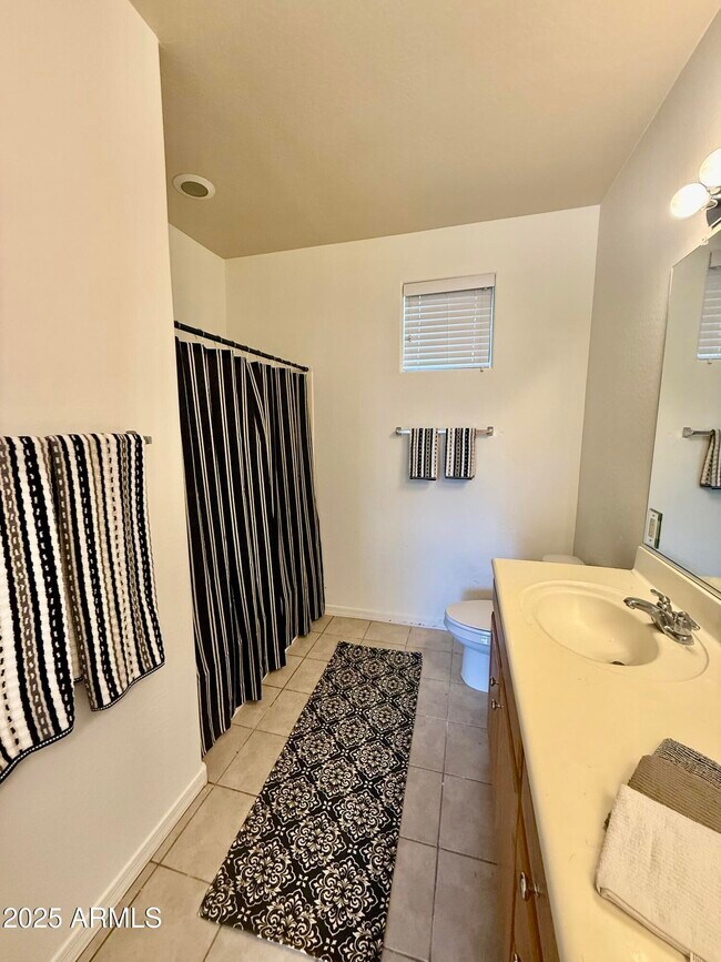 Building Photo - 3330 S Gilbert Rd