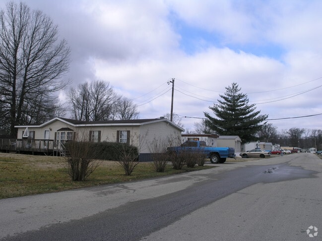 Primary Photo - Logans Pointe