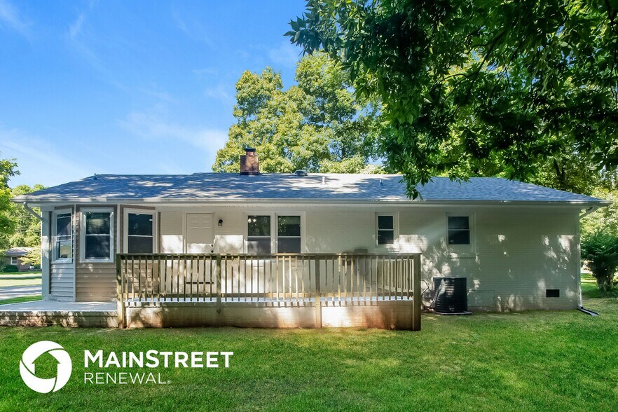 Building Photo - 6336 Bandy Dr