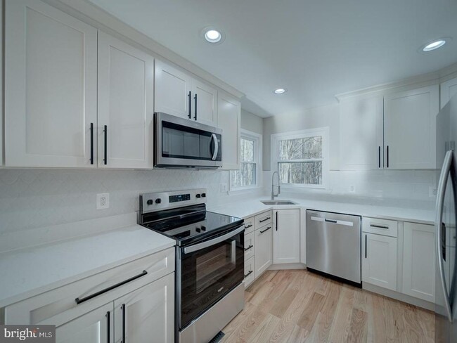 Building Photo - 4432 Indigo Ln