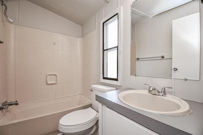 Building Photo - 12579 Roy Harris Loop